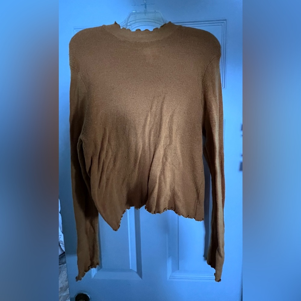 BROWN SWEATER, GENTLY USED